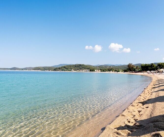 Akti Toroni Boutique