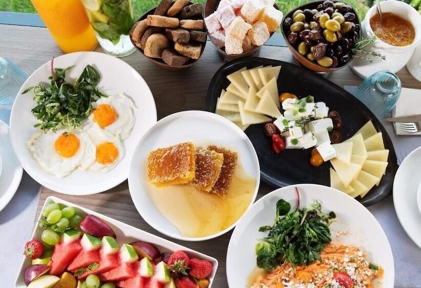 Akti Toroni Boutique