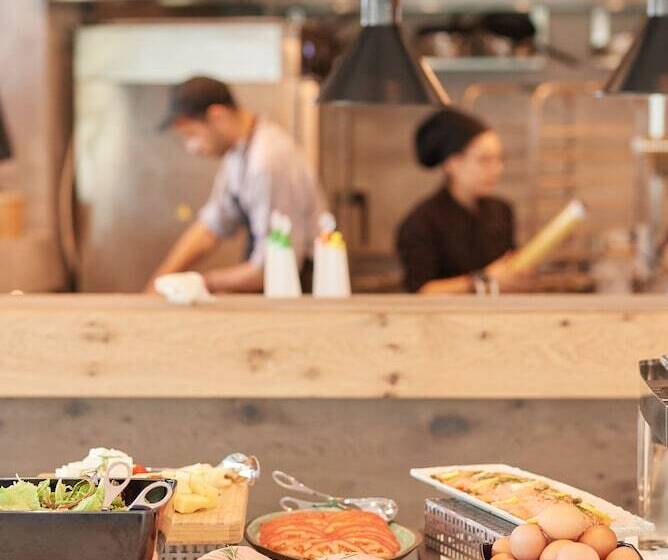 Akti Toroni Boutique