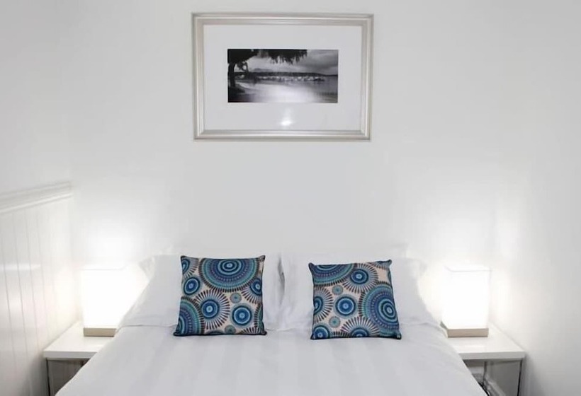 Albany Central Apartments