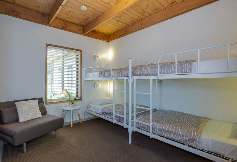 הוסטל Sorrento Beach House