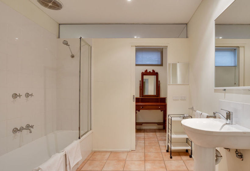 הוסטל Sorrento Beach House