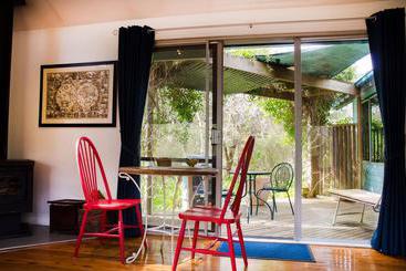 Ashwood Cottages