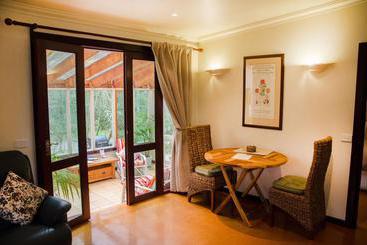Ashwood Cottages