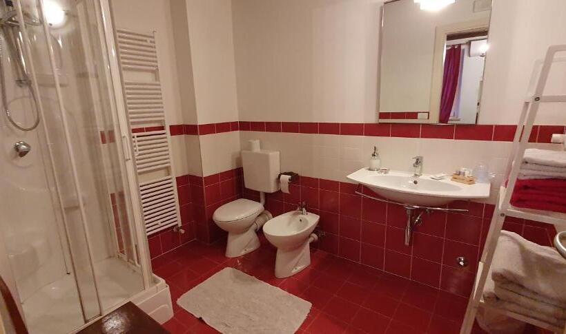 住宿加早餐  Domus Iulii