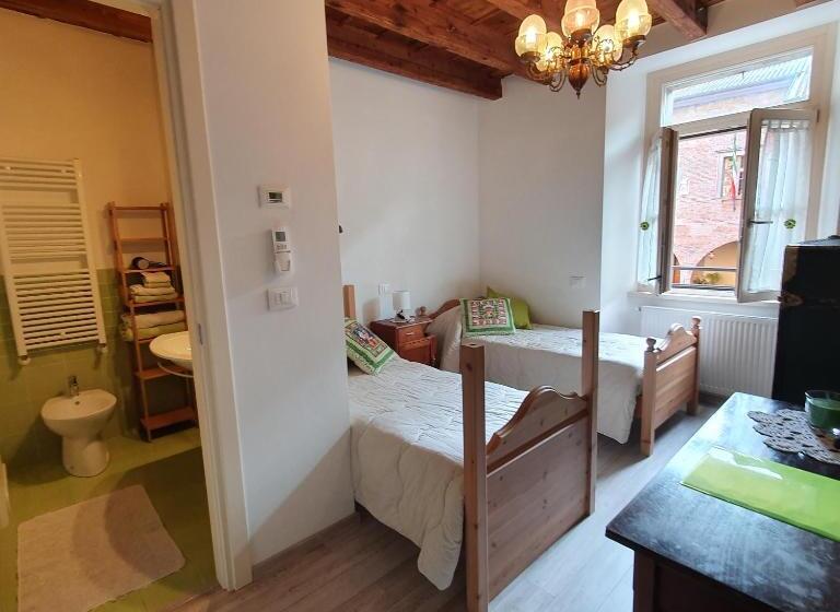 住宿加早餐  Domus Iulii