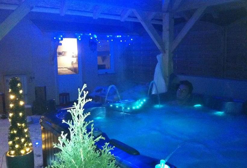 住宿加早餐  Maison D Hôtes La Devinière   Spa Accessible Toute L Année