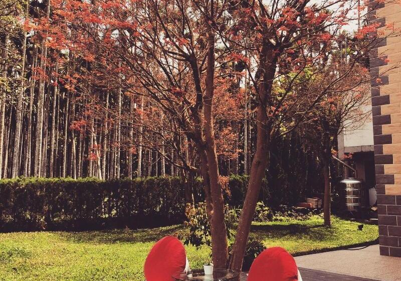 تختخواب و صبحانه Fanzhalan Guest House