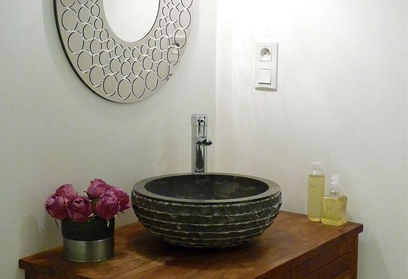 ベッドアンドブレックファースト L'autre Maison