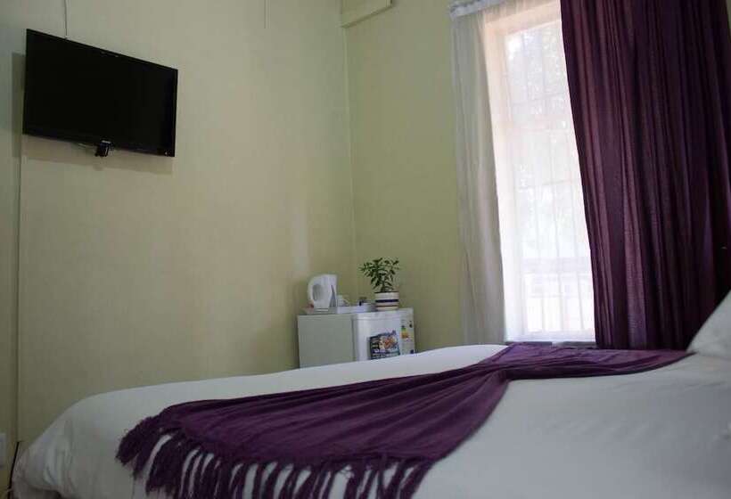 ベッドアンドブレックファースト Maple's Guest House