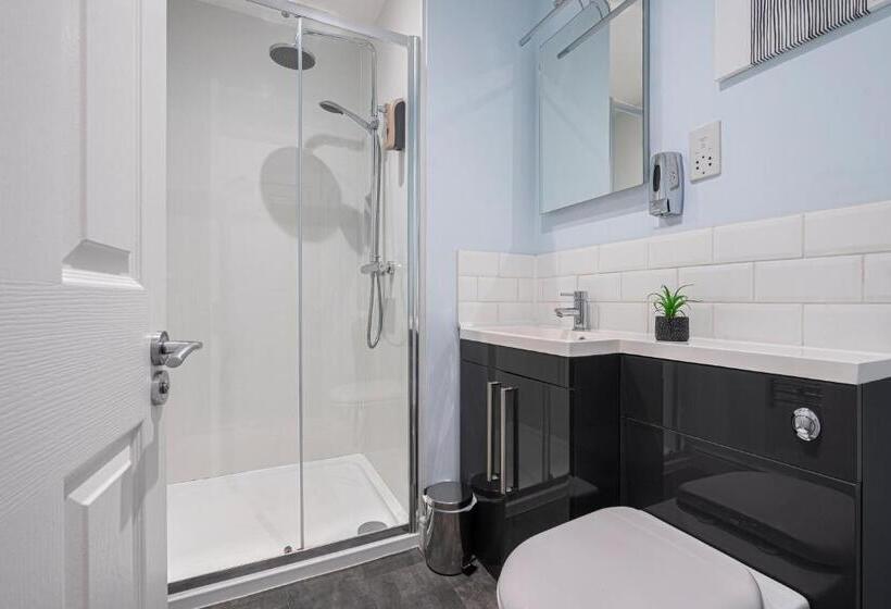 تختخواب و صبحانه Ocean Stays Hotel, Plymouth