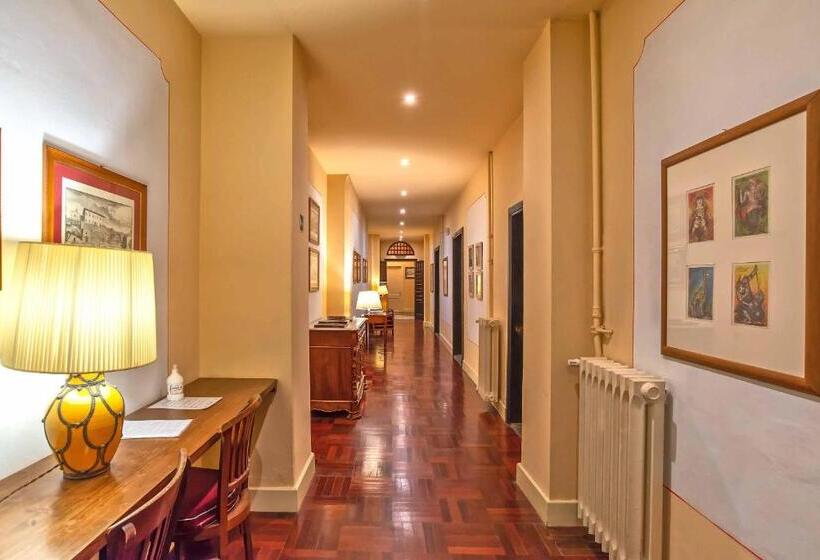 تختخواب و صبحانه Residenza Johanna I