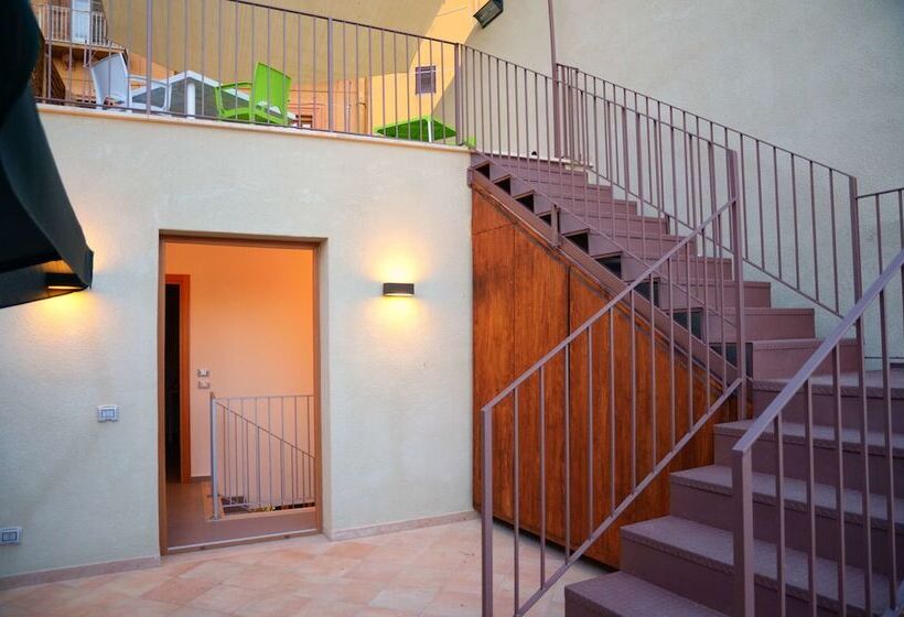 تختخواب و صبحانه Sogni D Oro