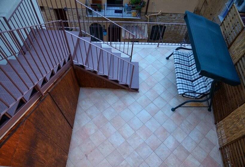 تختخواب و صبحانه Sogni D Oro