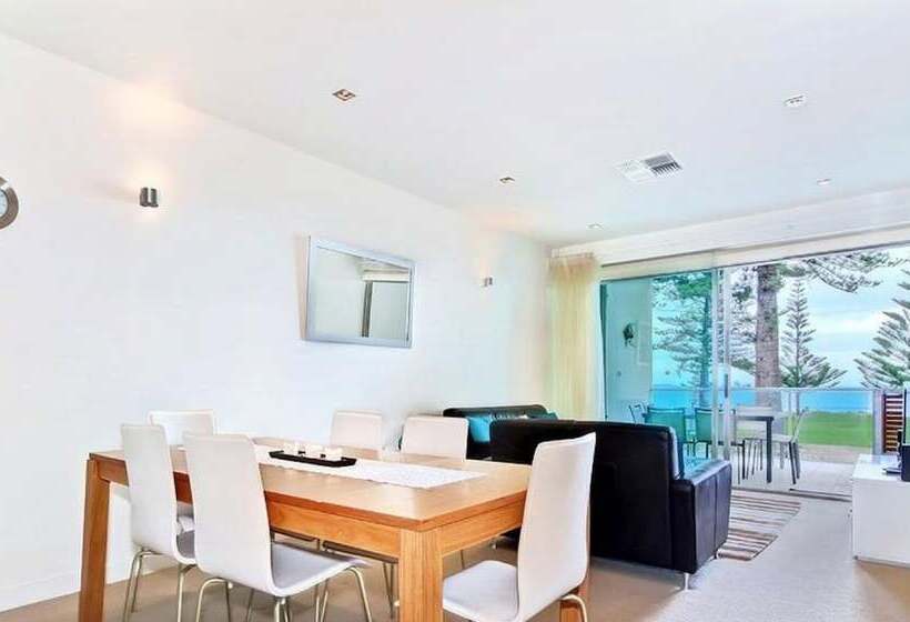 Breeze Beachfront Apartment