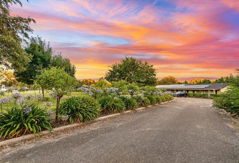 Burringa Garden Motel