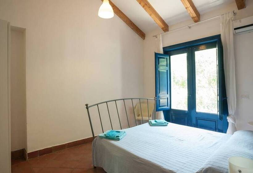 Come In Sicily La Pietra Monaca