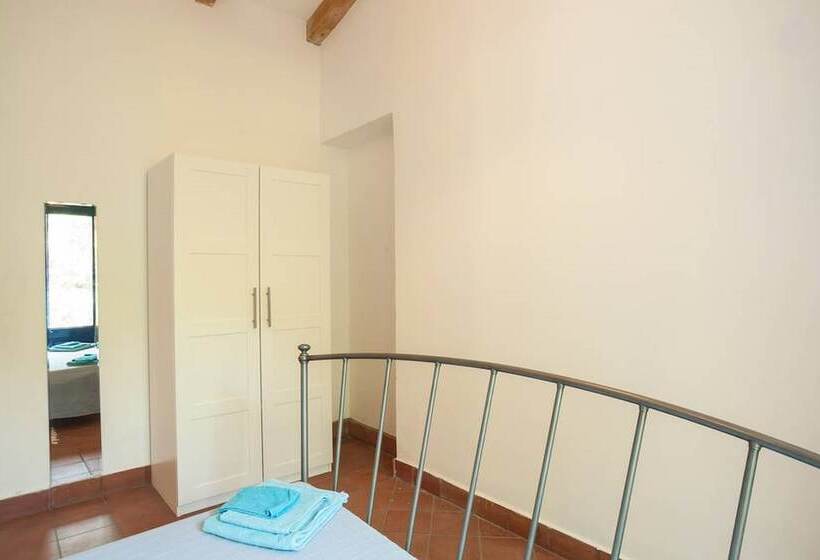 Come In Sicily La Pietra Monaca