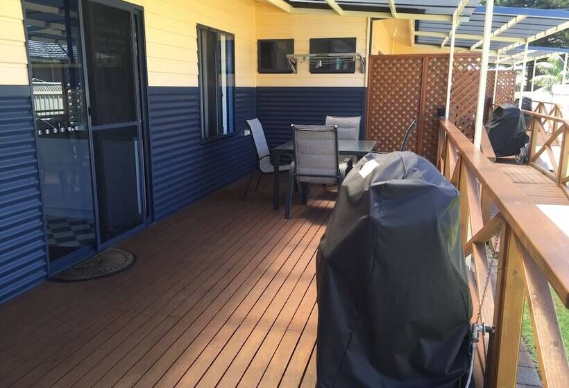 Driftwood Apartments