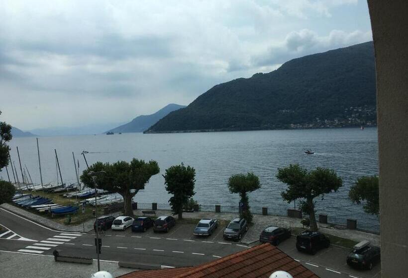 Golfo Gabella Lake Apartments