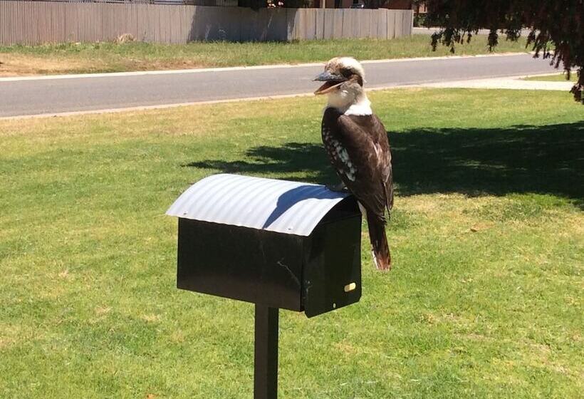 Greenways Holiday Units