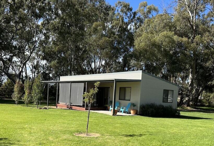 Greenways Holiday Units