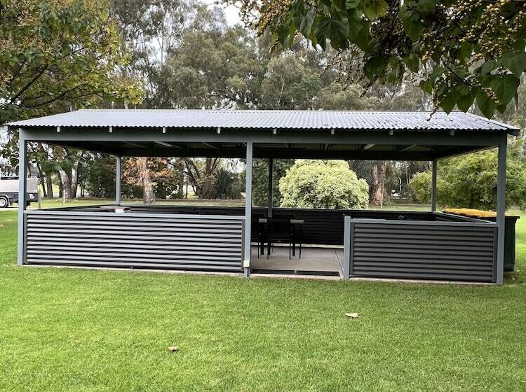 Greenways Holiday Units