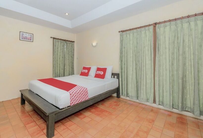 בית מלון כפרי Baanbali Beach Resort