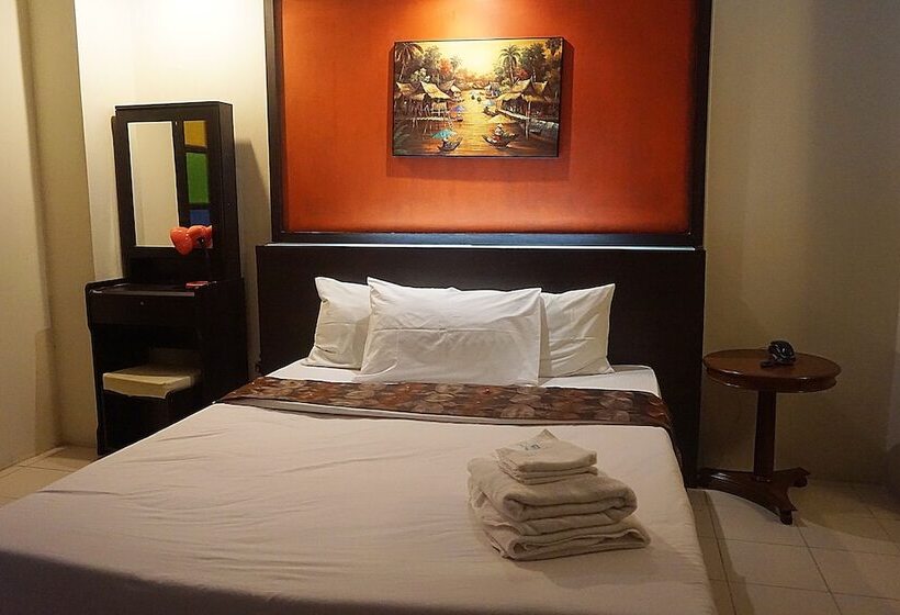 酒店 Bangkok Travel Suites