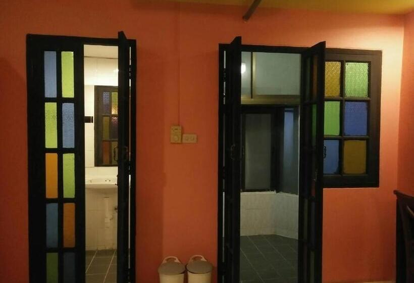 酒店 Bangkok Travel Suites