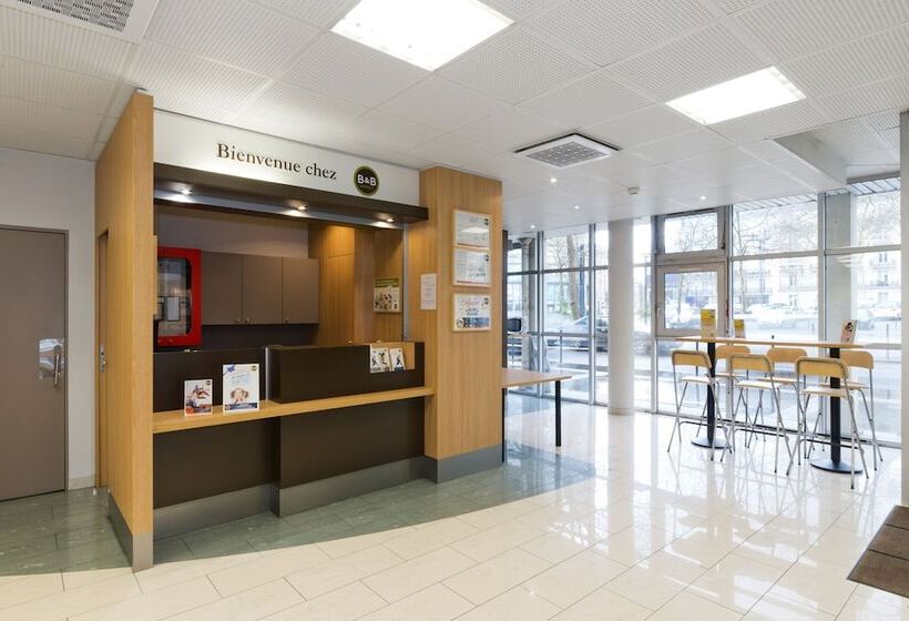 B&b Hotel Nantes Centre