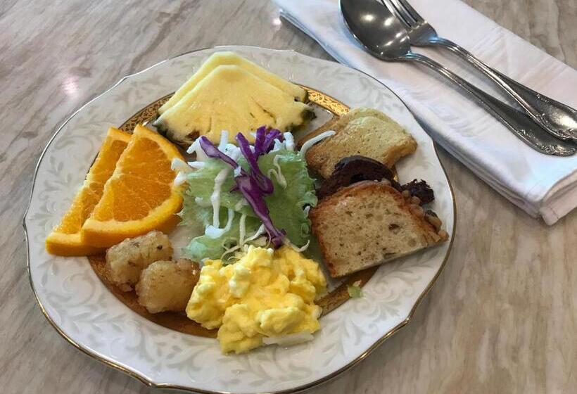 Отель Benikea Mountain And Sea Daepo Port