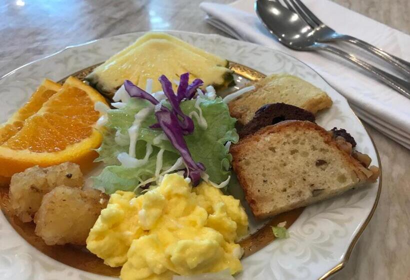 Отель Benikea Mountain And Sea Daepo Port