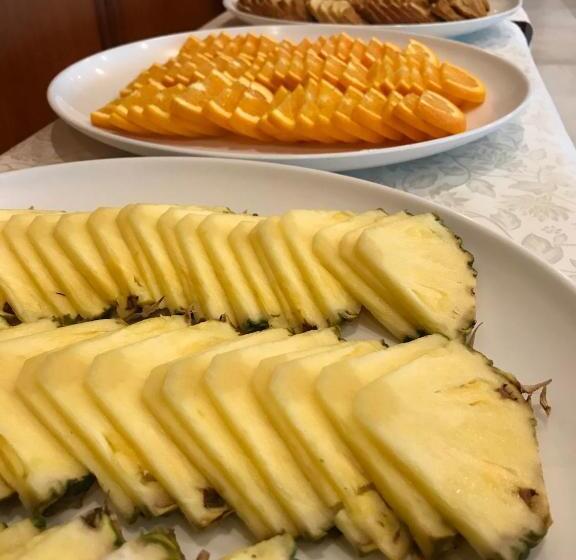 Отель Benikea Mountain And Sea Daepo Port