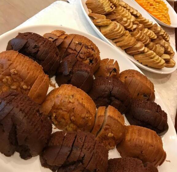 Отель Benikea Mountain And Sea Daepo Port