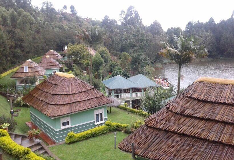هتل Bunyonyi Safaris Resort