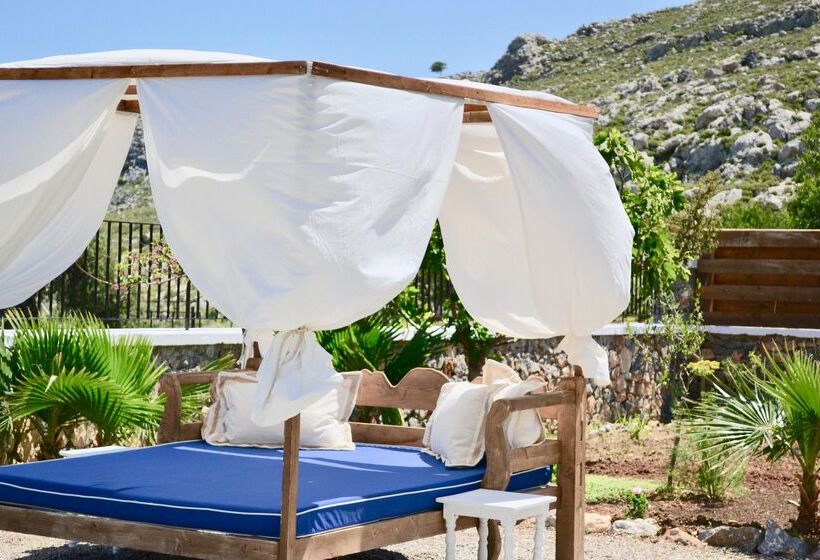 Caesars Gardens Hotel & Spa   Adults Only