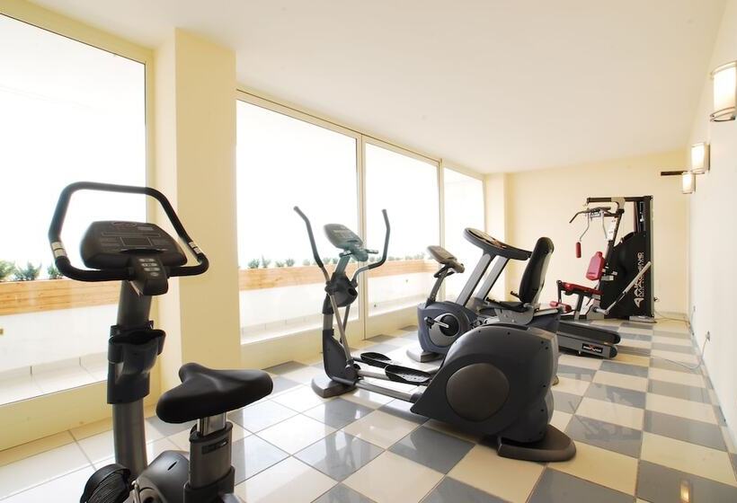 فندق Cala Saracena Resort