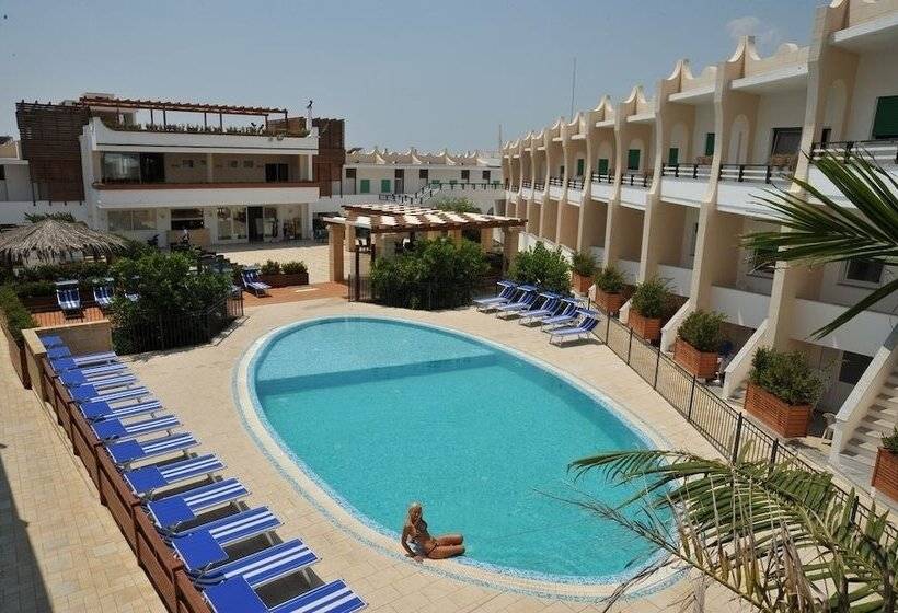 فندق Cala Saracena Resort