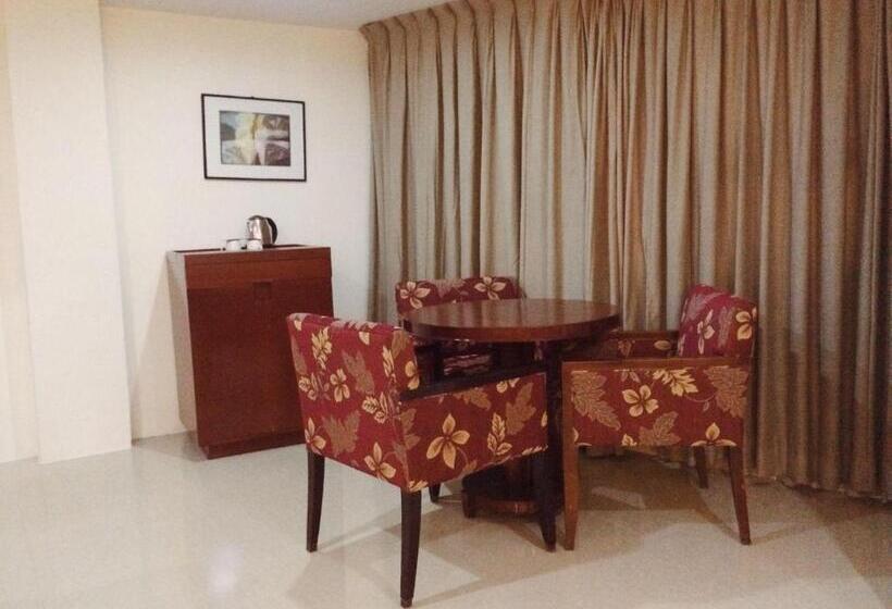 Chinatown Lai Lai Hotel Inc