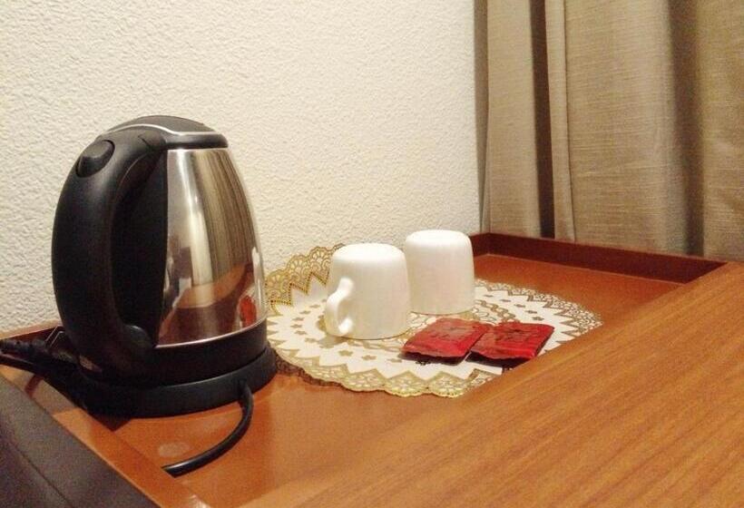 Chinatown Lai Lai Hotel Inc