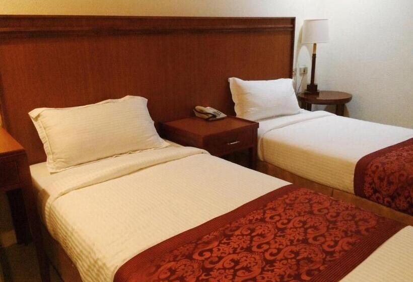 Chinatown Lai Lai Hotel Inc