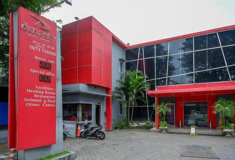 호텔 Dinasty Smart