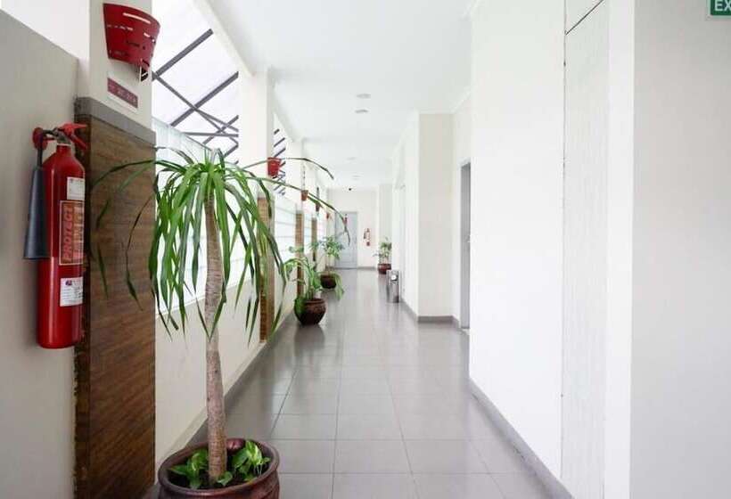 호텔 Dinasty Smart