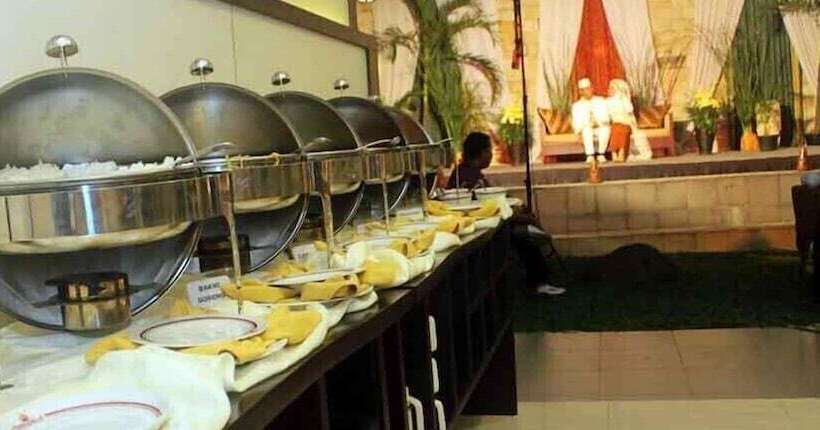 호텔 Dinasty Smart