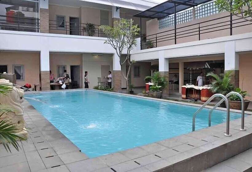 호텔 Dinasty Smart