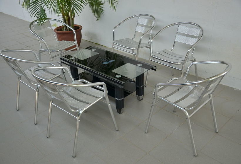 酒店 Zamburger Sepang