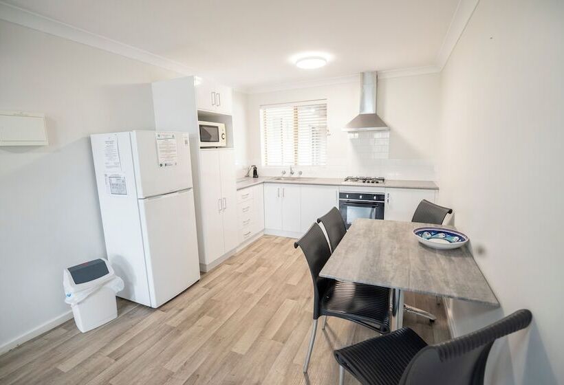 فندق Esperance Bay Holiday Park