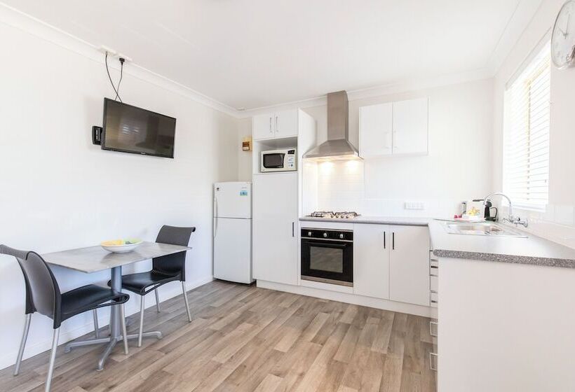 فندق Esperance Bay Holiday Park