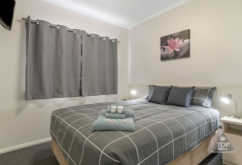 فندق Esperance Bay Holiday Park